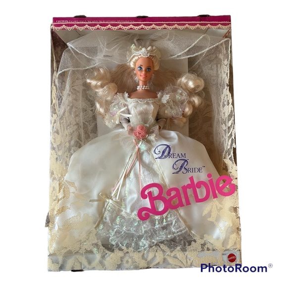 Vintage 1991 Dream Bride Barbie - Picture 2 of 11